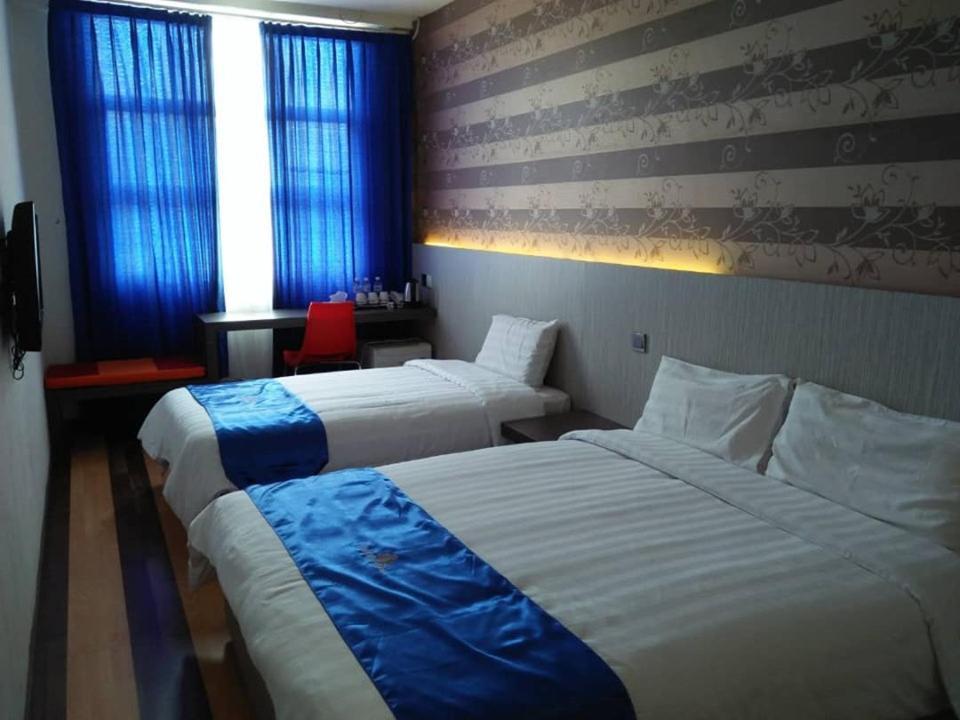 4Orty Inn Bintulu Dış mekan fotoğraf