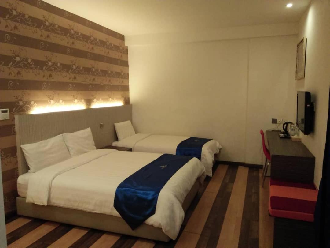 4Orty Inn Bintulu Dış mekan fotoğraf